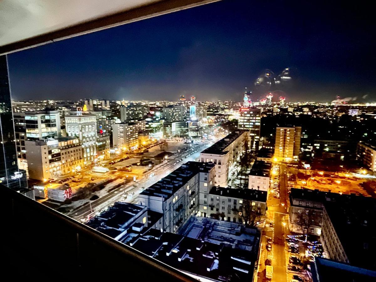 Sun Clima/Ac Metro X2 Fast Wifi 500 Mbs 70'Tv Netflix Appletv Hbo Lägenhet Warszawa Exteriör bild