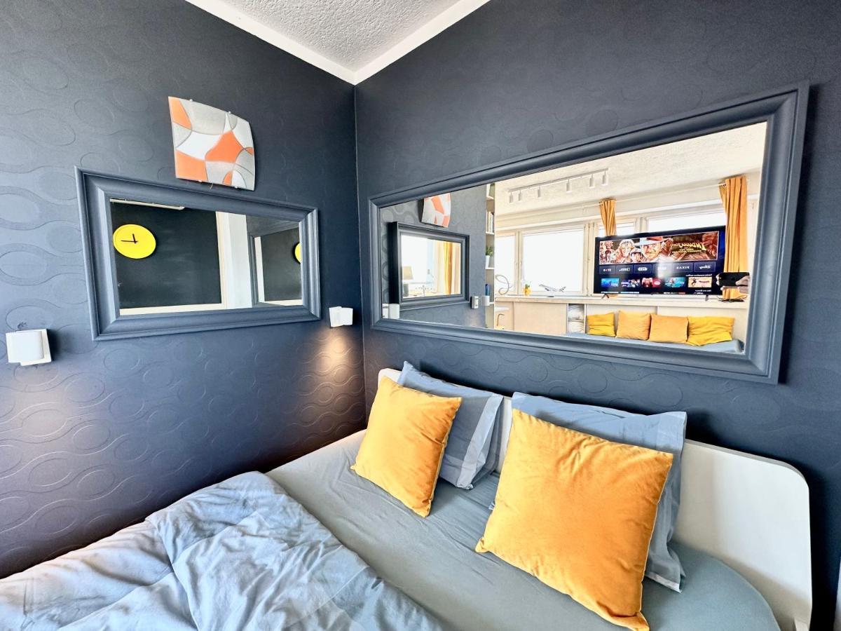 Sun Clima/Ac Metro X2 Fast Wifi 500 Mbs 70'Tv Netflix Appletv Hbo Lägenhet Warszawa Exteriör bild