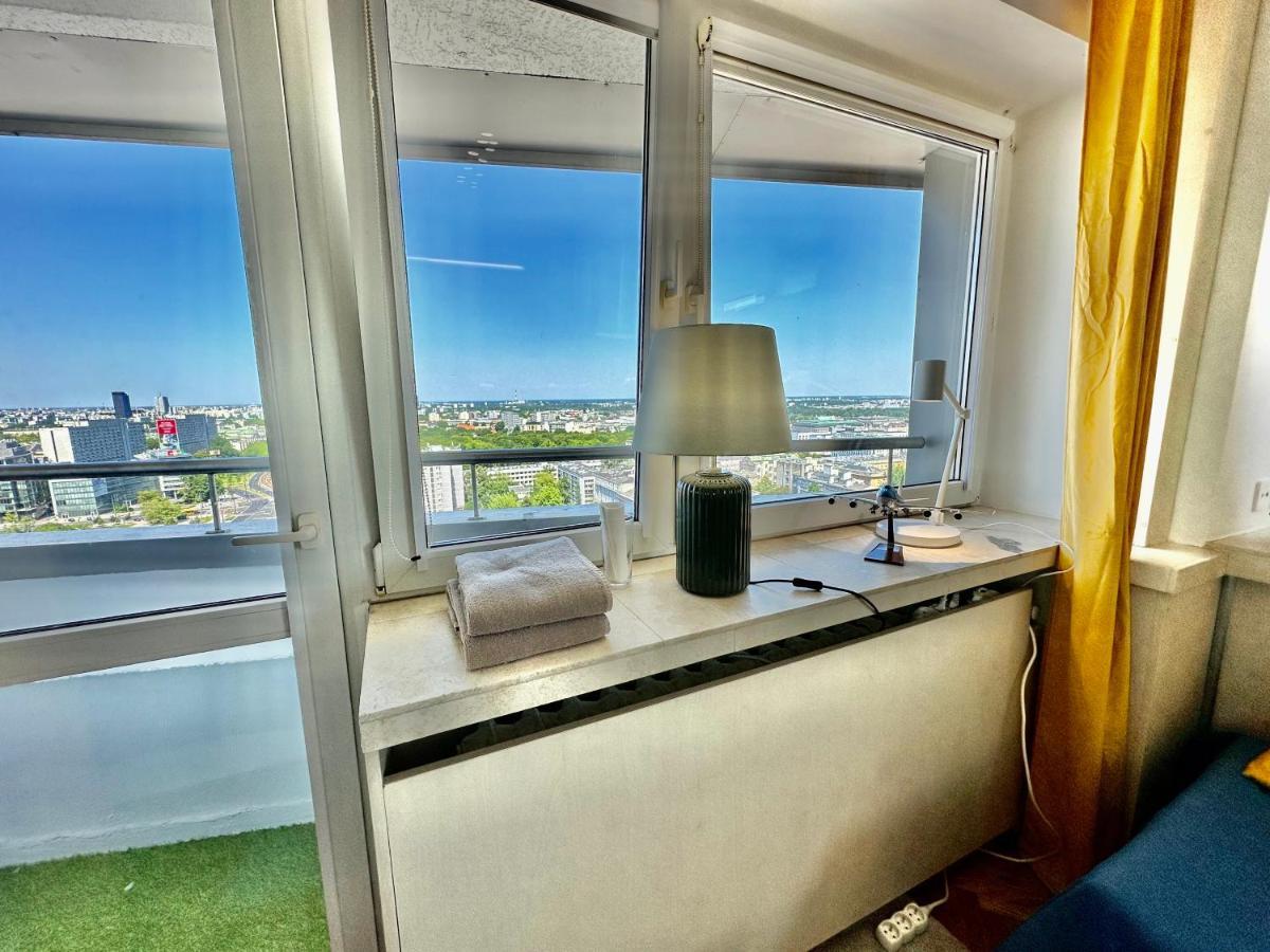Sun Clima/Ac Metro X2 Fast Wifi 500 Mbs 70'Tv Netflix Appletv Hbo Lägenhet Warszawa Exteriör bild
